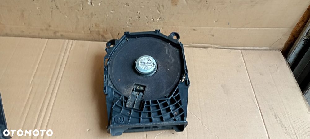 Głośnik basowy subwoofer prawy BMW 1 E87 E81 9204786 - 1