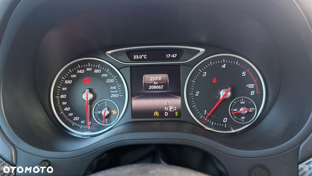 Mercedes-Benz Klasa B 220 d 7G-DCT AMG Line - 11