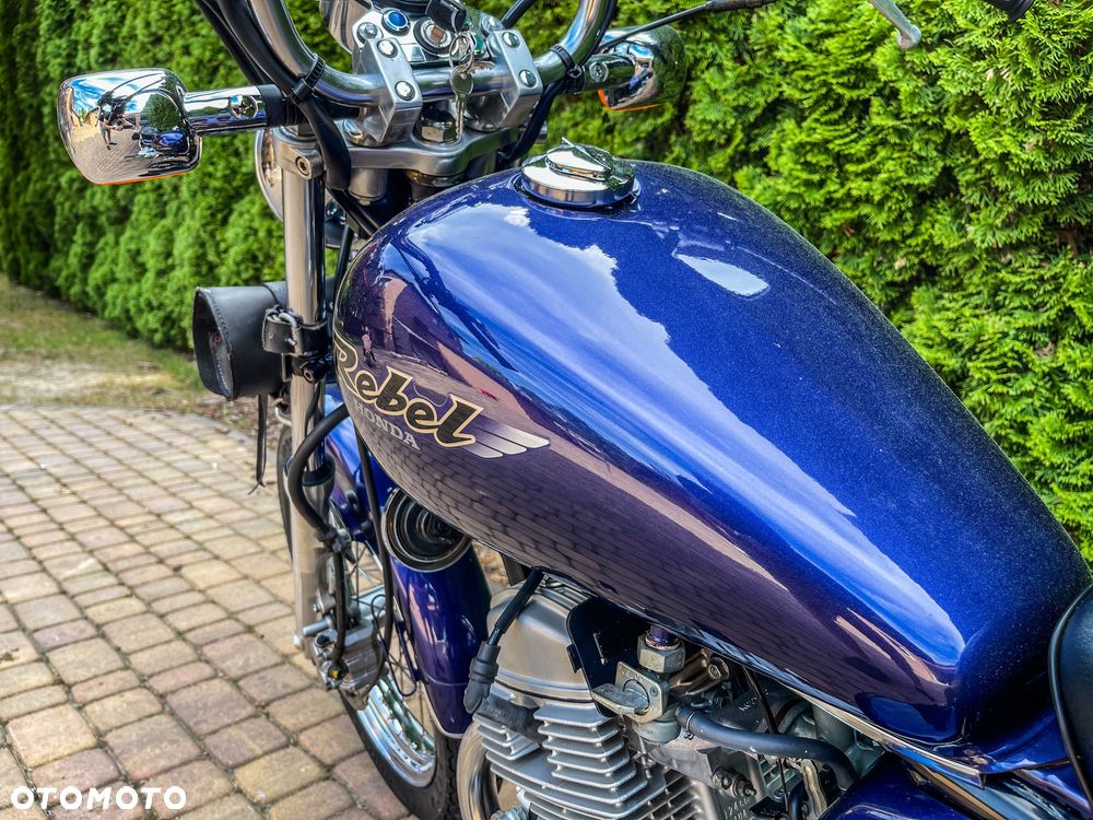 Honda CA - 19