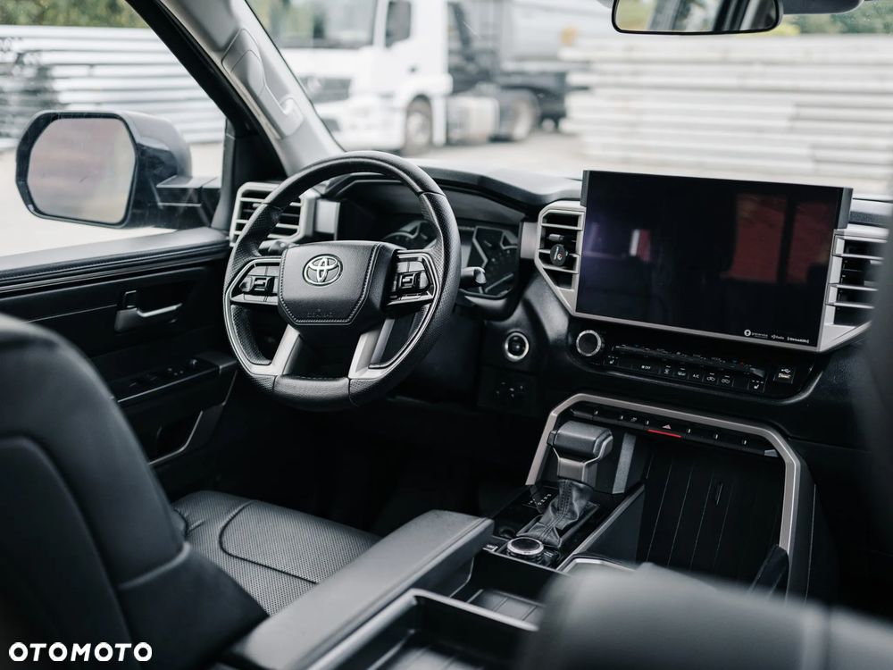 Toyota Tundra - 12