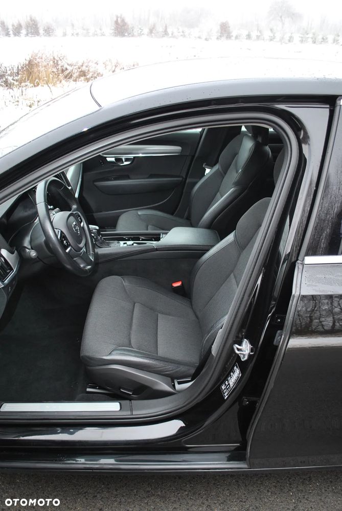 Volvo S90 D3 Momentum - 14