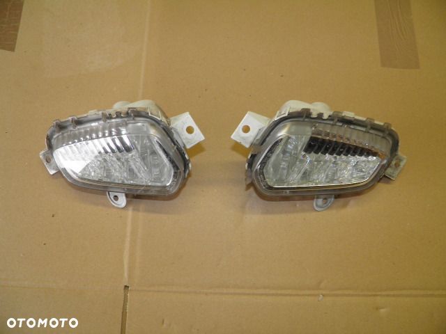 VOLVO XC40 V40 2015 HALOGENY LED LEWY PRAWY - 4