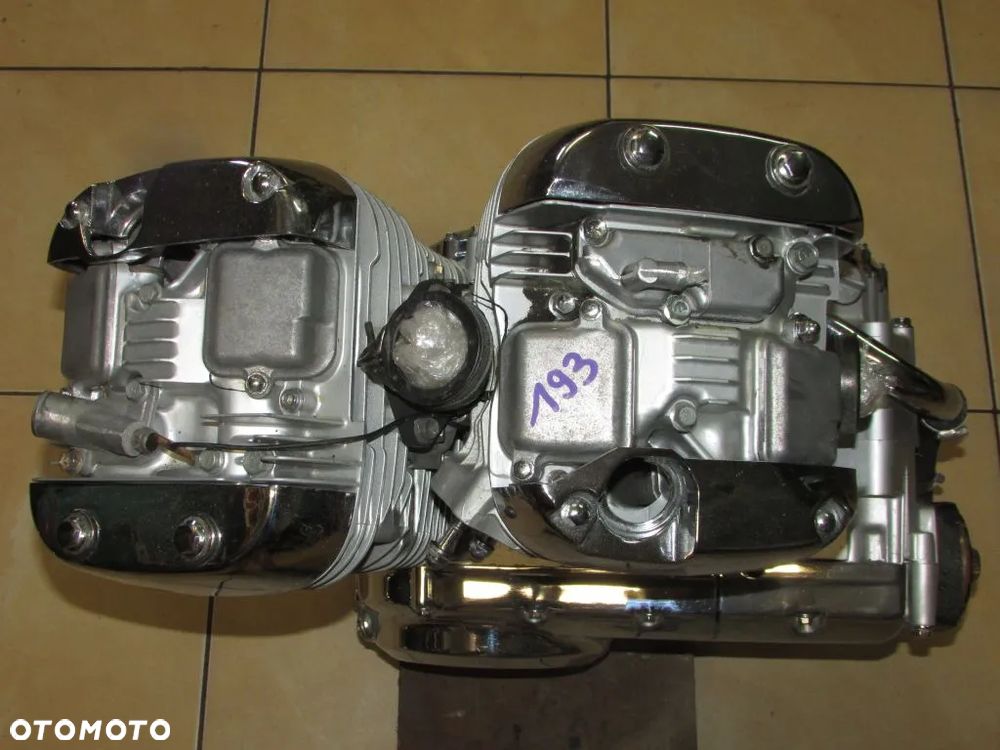 Suzuki VS 600 intruder   SILNIK ENGINE MOTOR - 2