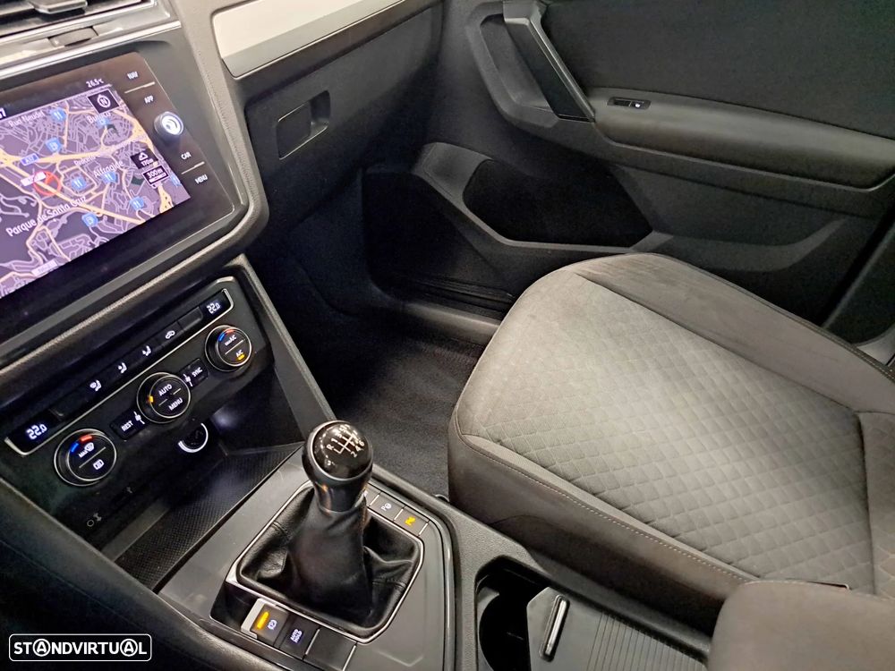 VW Tiguan 1.6 TDI Confortline - 17