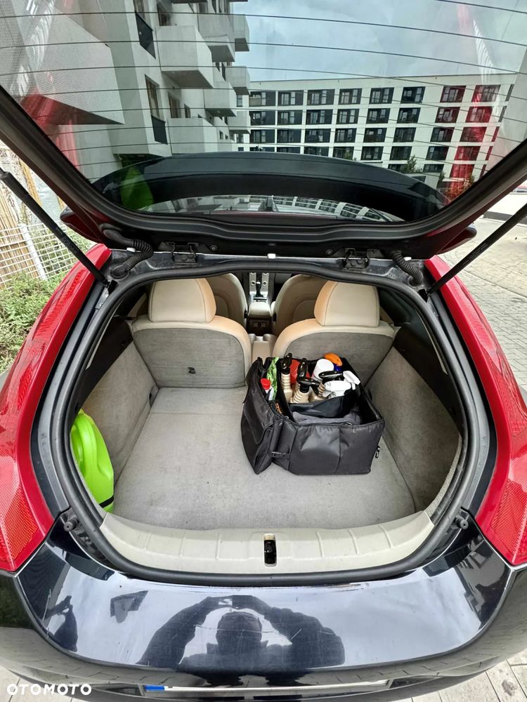 Volvo C30 1.6D Momentum - 10