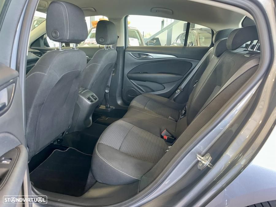 Opel Insignia Grand Sport 1.5 D Business Edition Aut. - 24