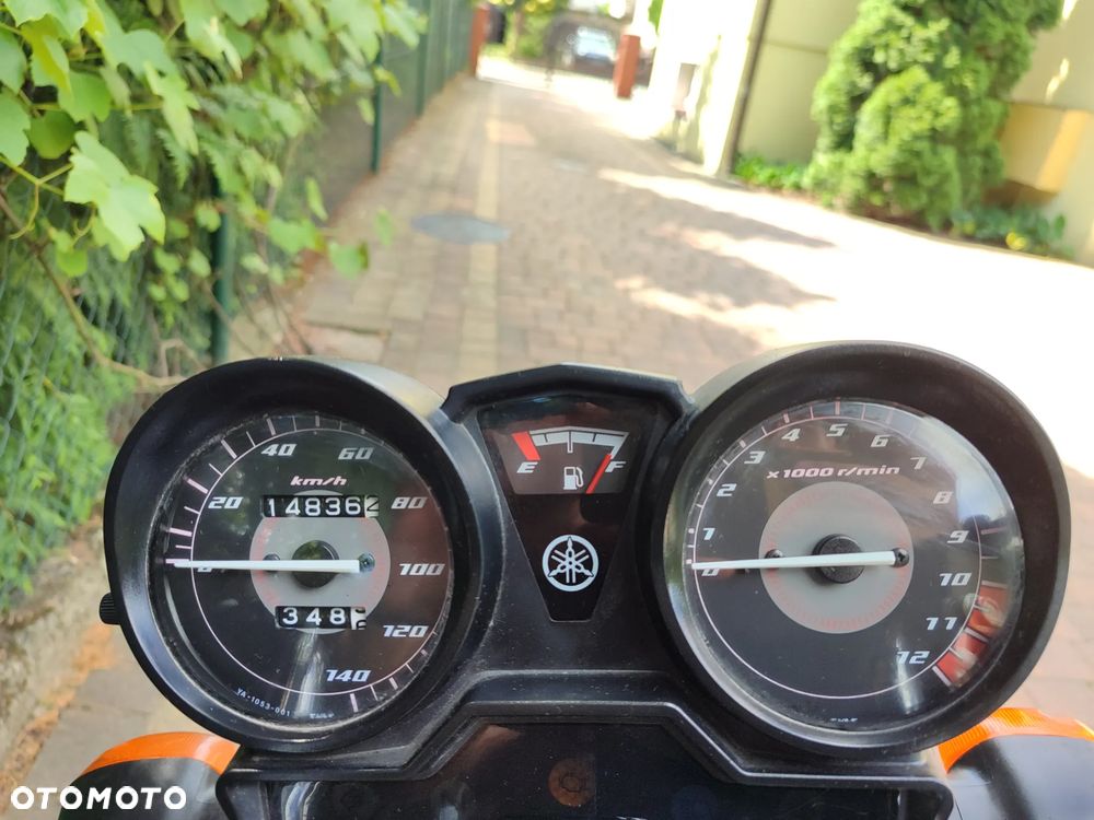 Yamaha YBR - 6