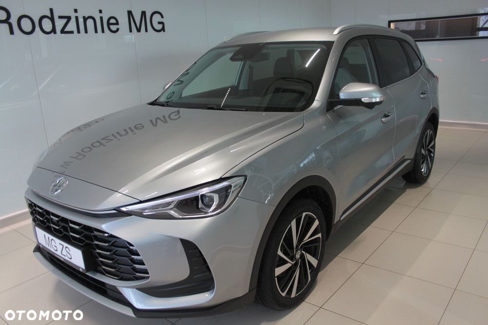 MG ZS Hybrid+ - 12