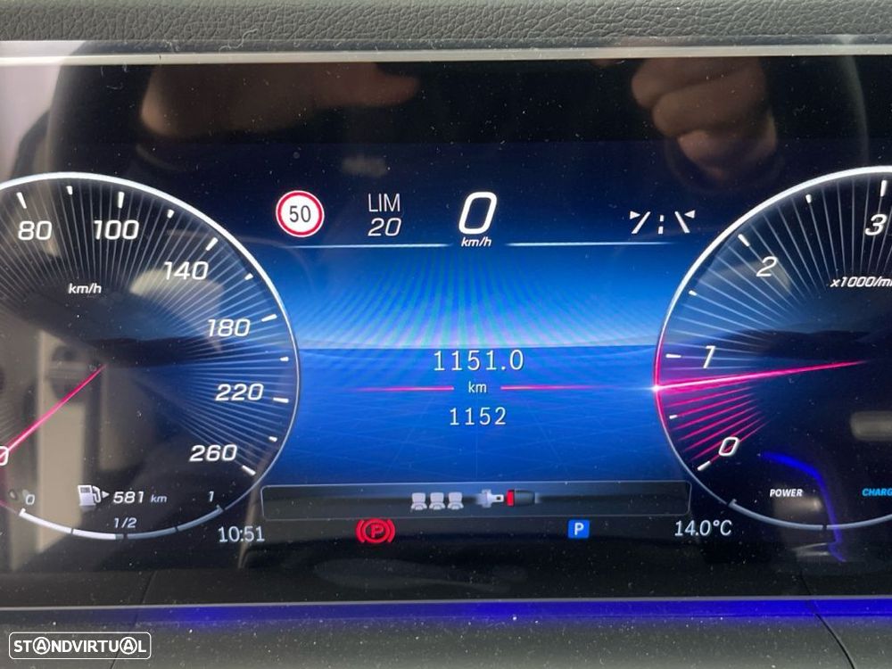 Mercedes-Benz GLE 300 d 4Matic — fotografia 9