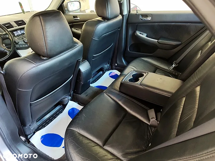 Honda Accord 3.0 V6 EX - 33