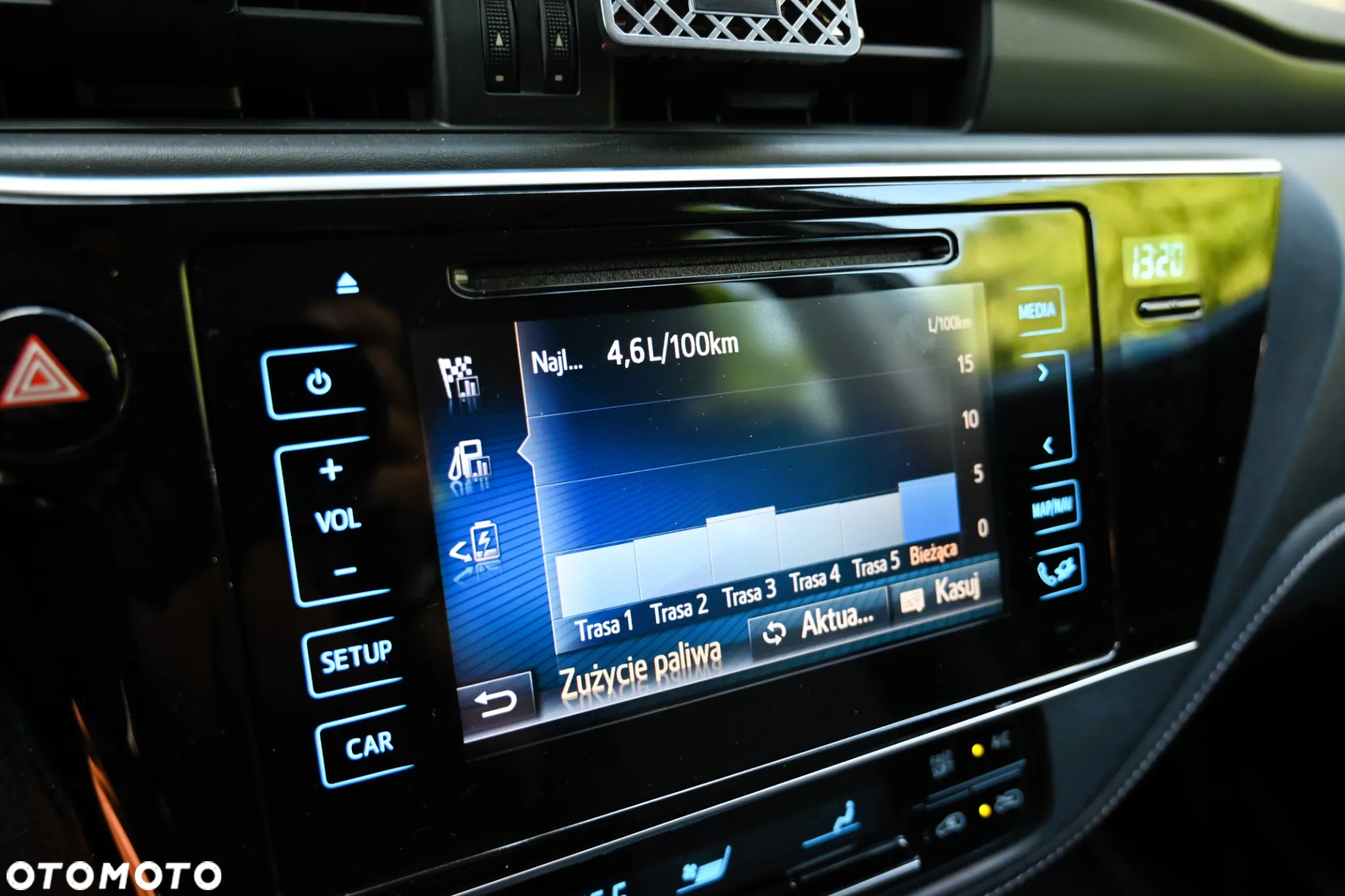 Toyota Auris - 33