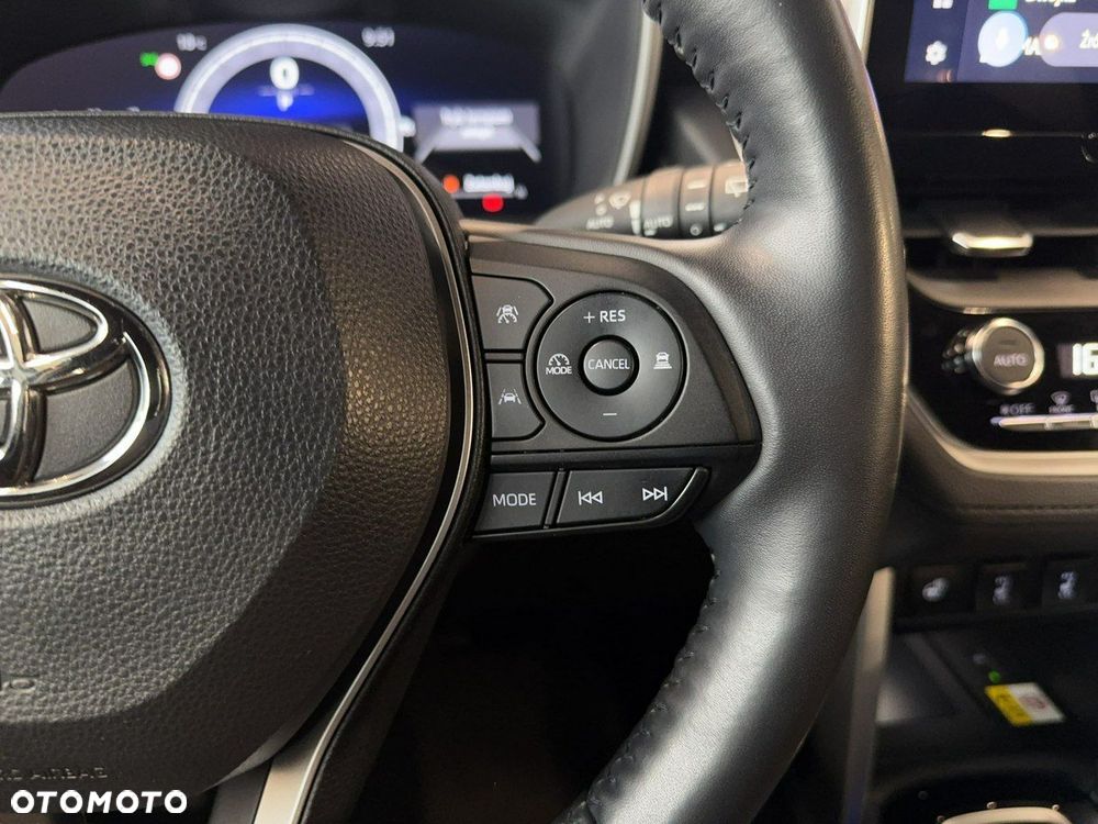 Toyota Corolla Cross - 19