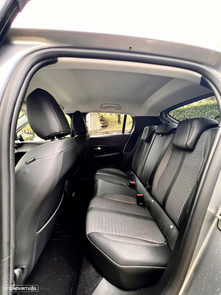 Peugeot 208 1.2 PureTech Allure Pack - 14