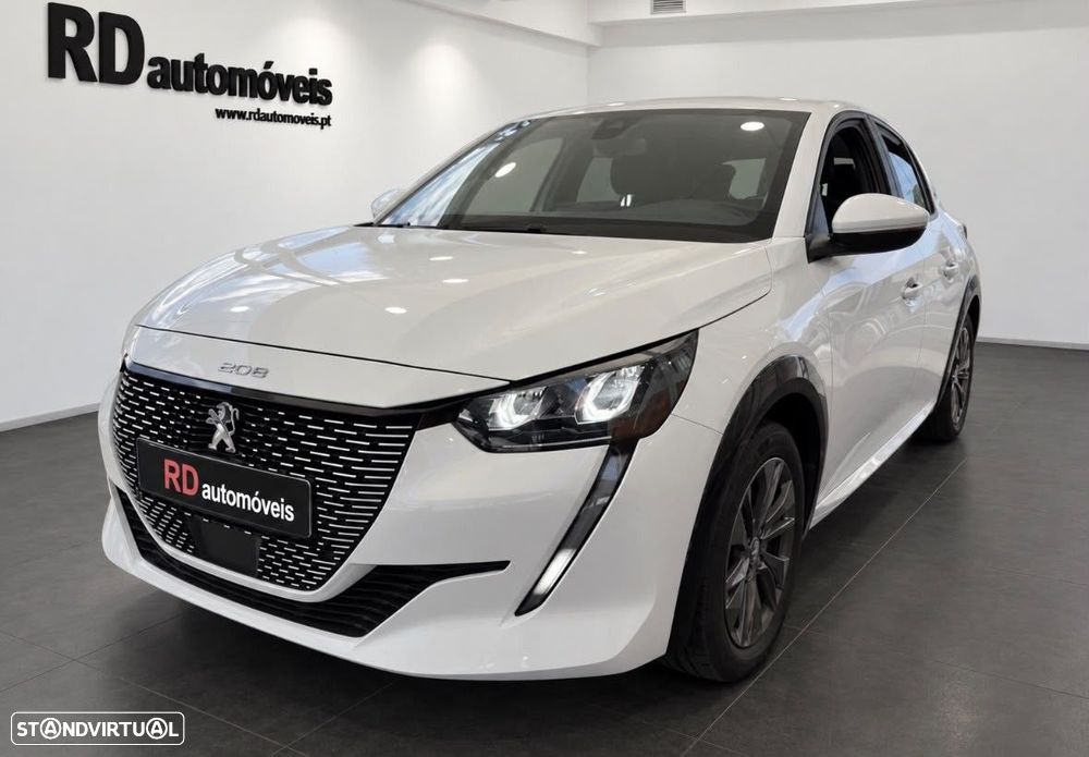 Peugeot e-208