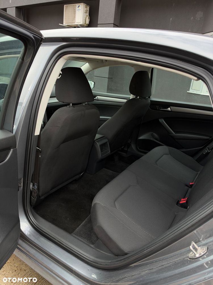 Volkswagen Passat 1.8 TSI BMT Comfortline DSG - 10