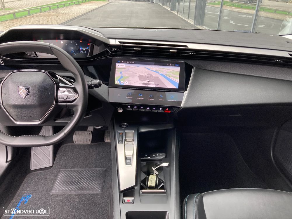 Peugeot 308 BlueHDi FAP 130 EAT8 Stop & Start Allure Pack - 21