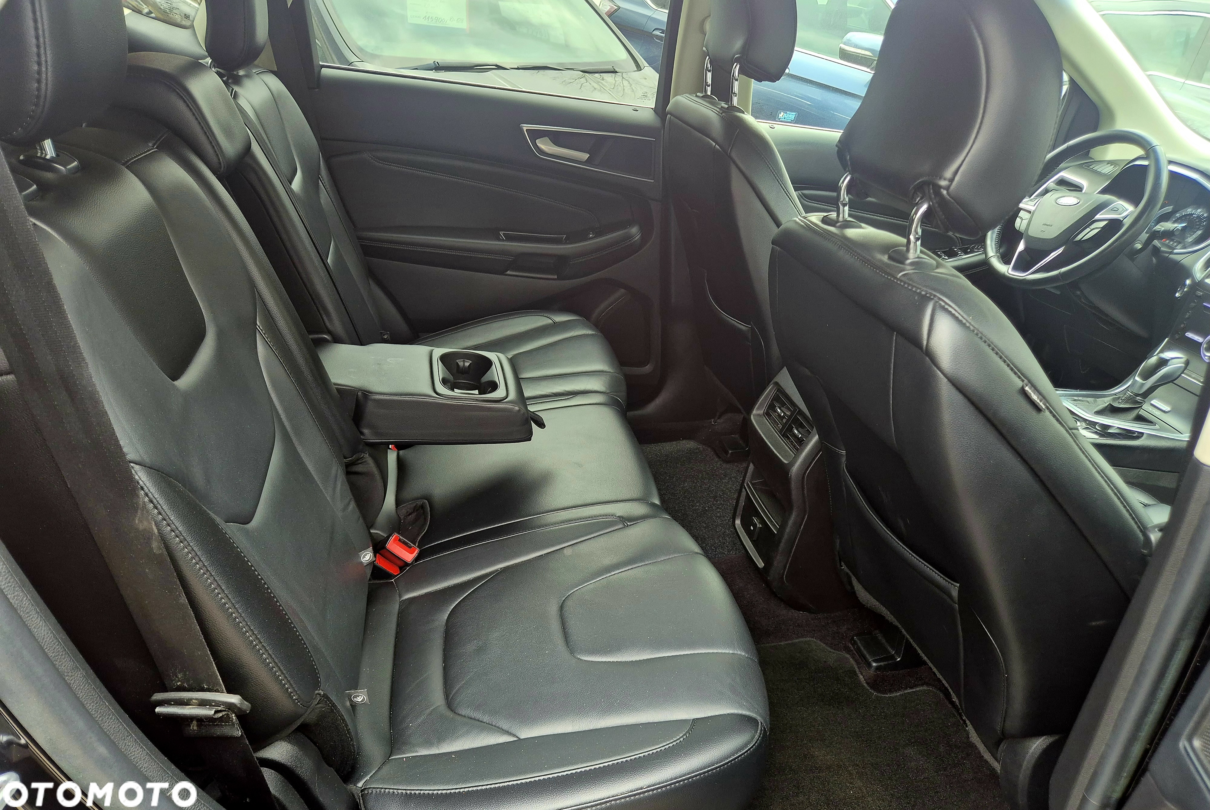 Ford Edge - 8