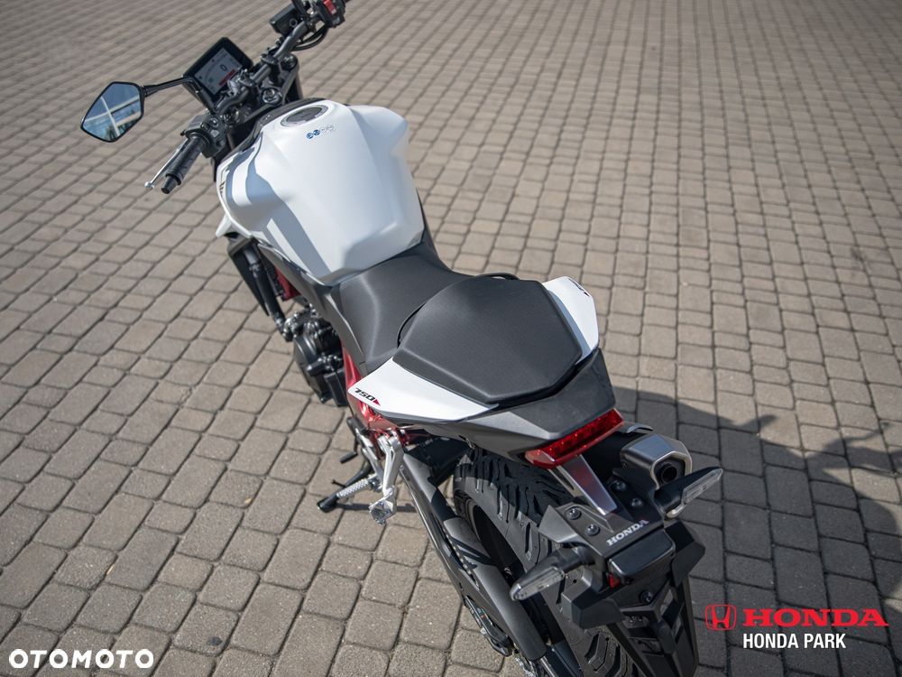 Honda Hornet - 9