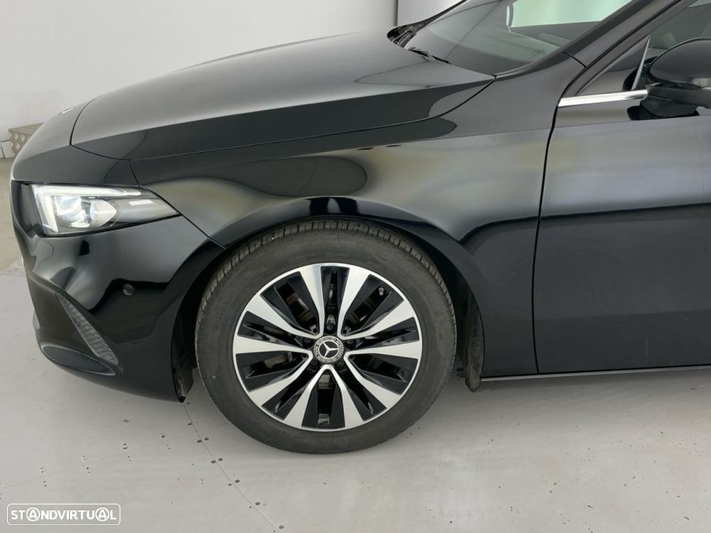 Mercedes-Benz A 180 Limousine d Style Aut. - 19