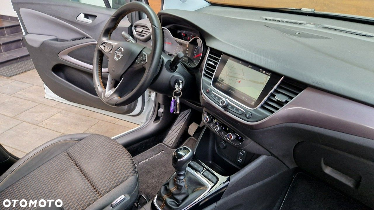 Opel Crossland X - 32