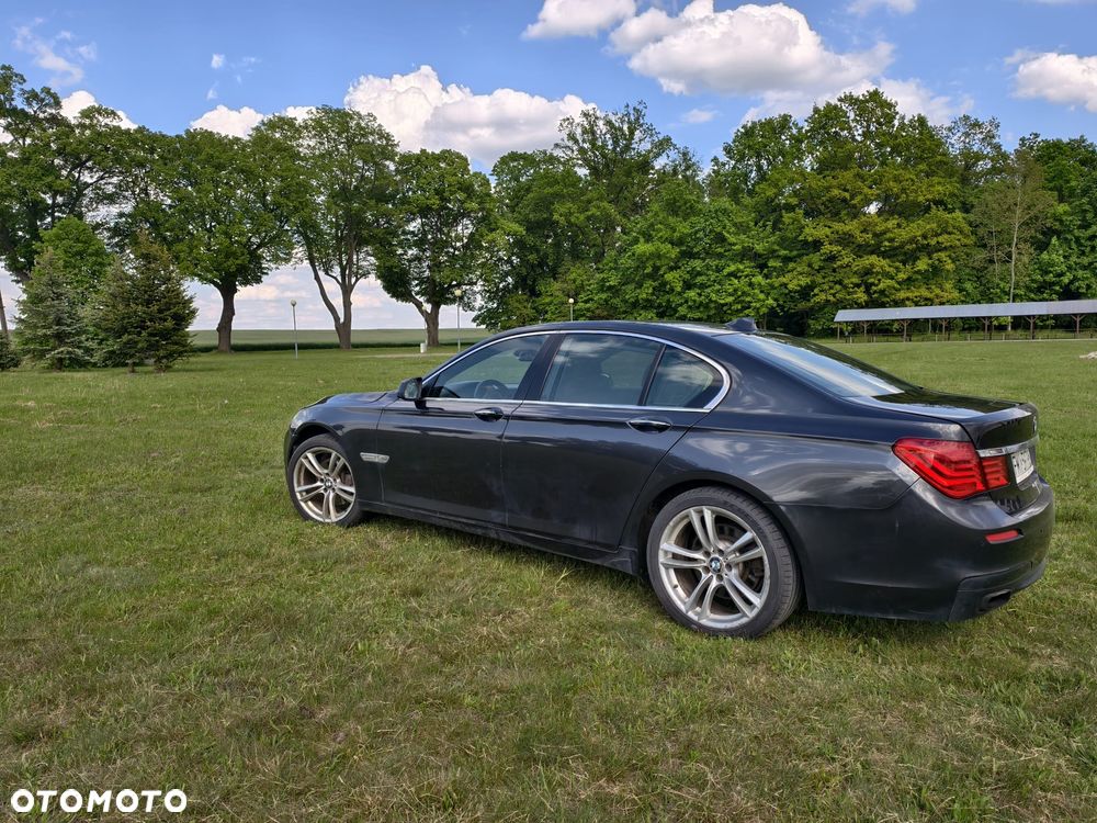 BMW Seria 7 740d xDrive - 7
