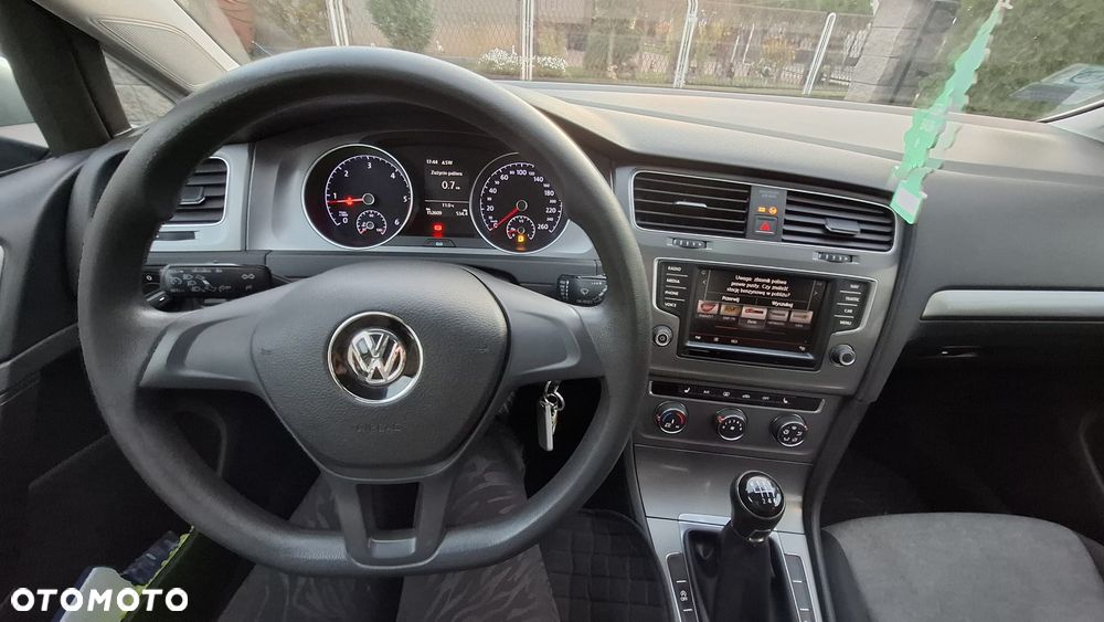 Volkswagen Golf - 8