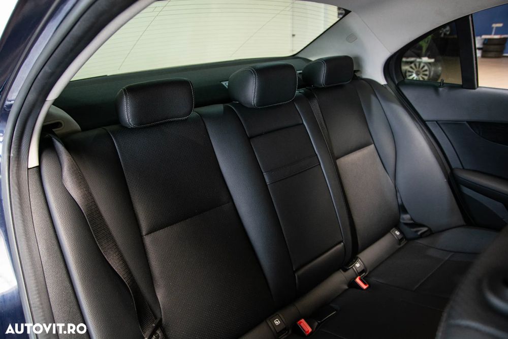 Mercedes-Benz C 200 (BlueTEC) d 7G-TRONIC - 29