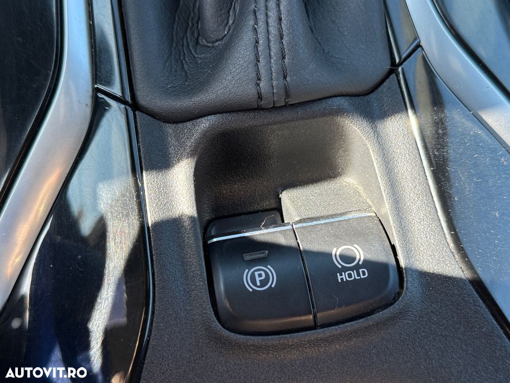 Toyota Corolla 2.0 Business Edition - 12