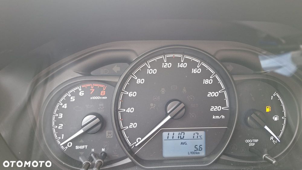 Toyota Yaris 1.5 Life - 10