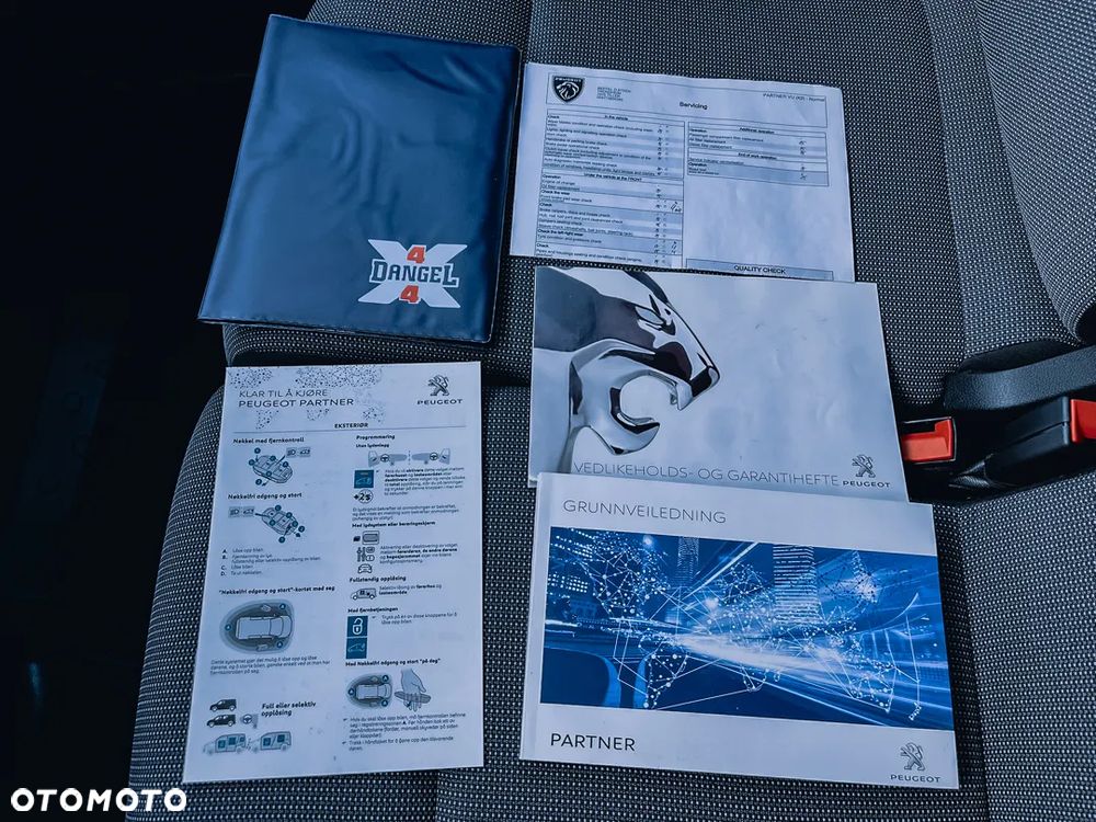 Peugeot Partner 4x4 Long Premium - 28