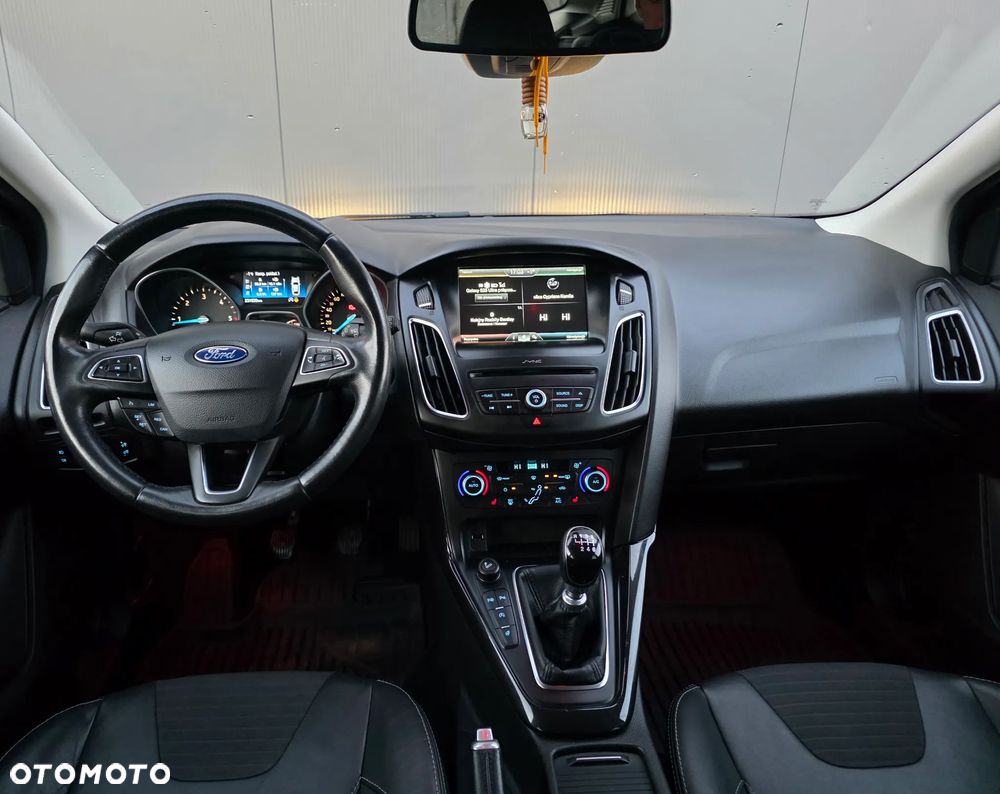 Ford Focus 1.5 TDCi DPF Start-Stopp-System Titanium - 26