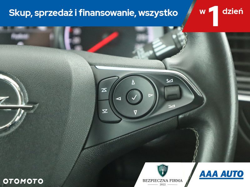 Opel Insignia - 17