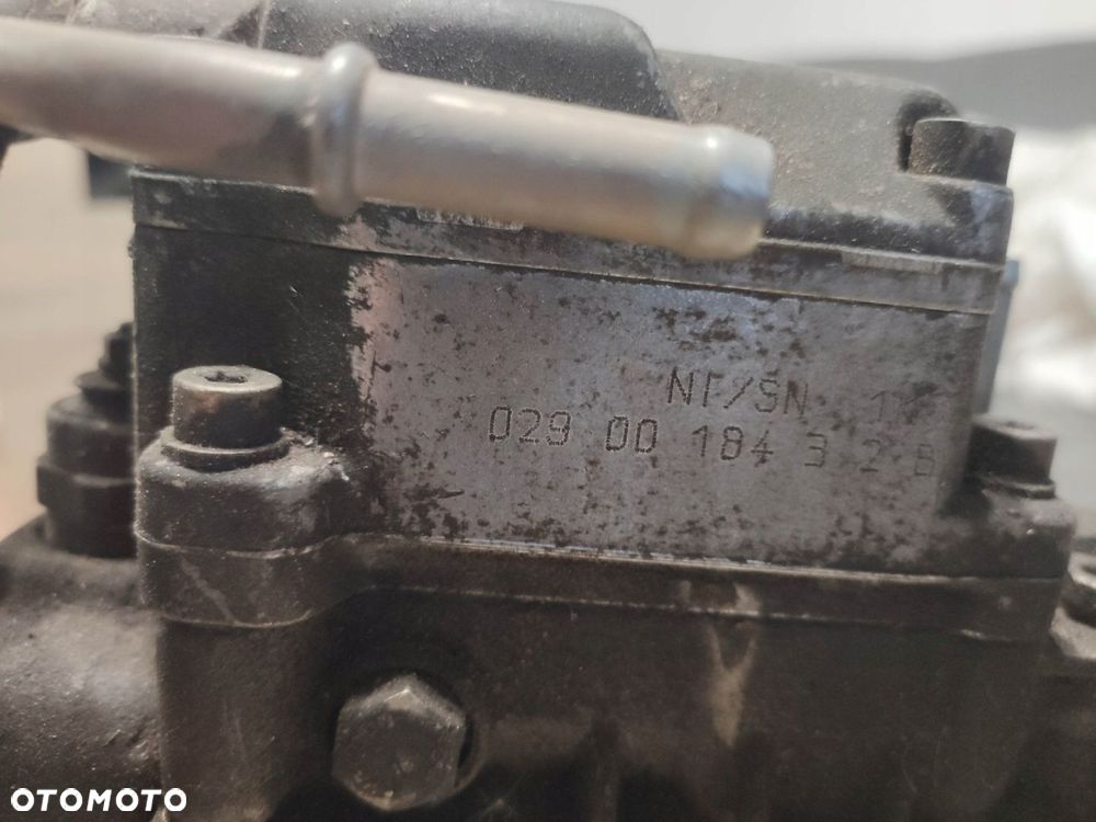 KL POMPA WTRYSKOWA VW AUDI SKODA 1.9 TDI 038130107D 10 PIN - 3