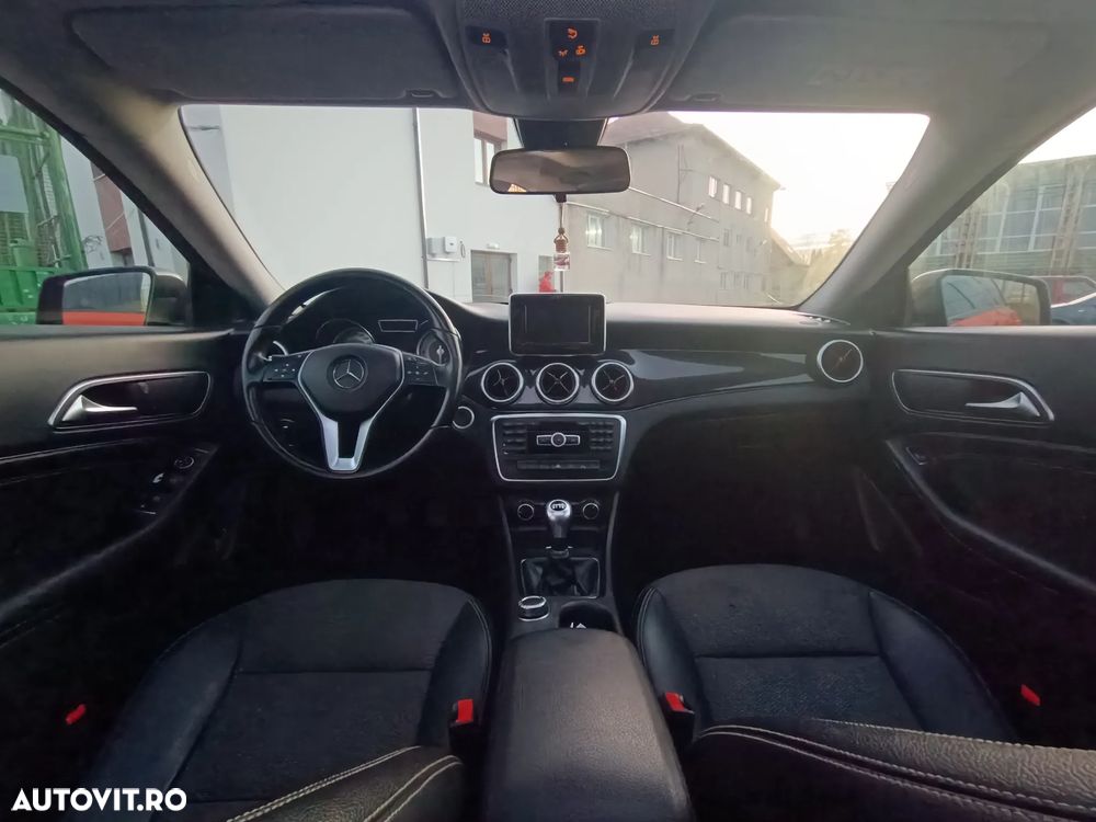 Mercedes-Benz CLA 180 (CDI) d Orange Art Edition - 8