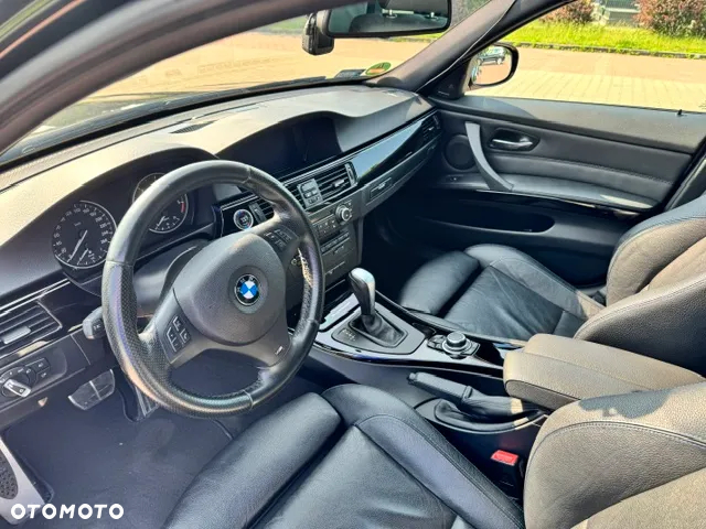 BMW Seria 3 320d xDrive DPF Touring Edition Exclusive - 15