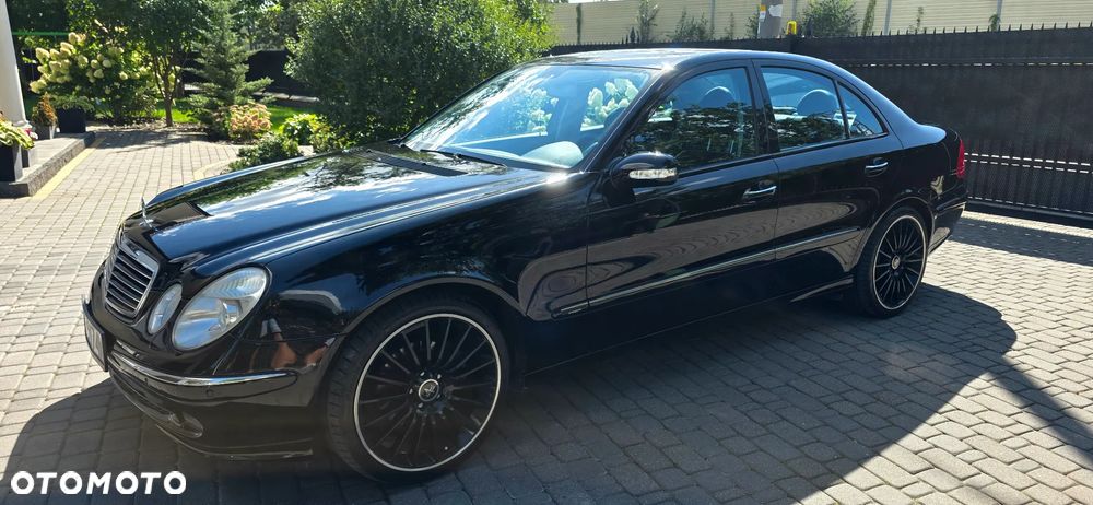 Mercedes-Benz Klasa E 200 CDI Avantgarde - 1