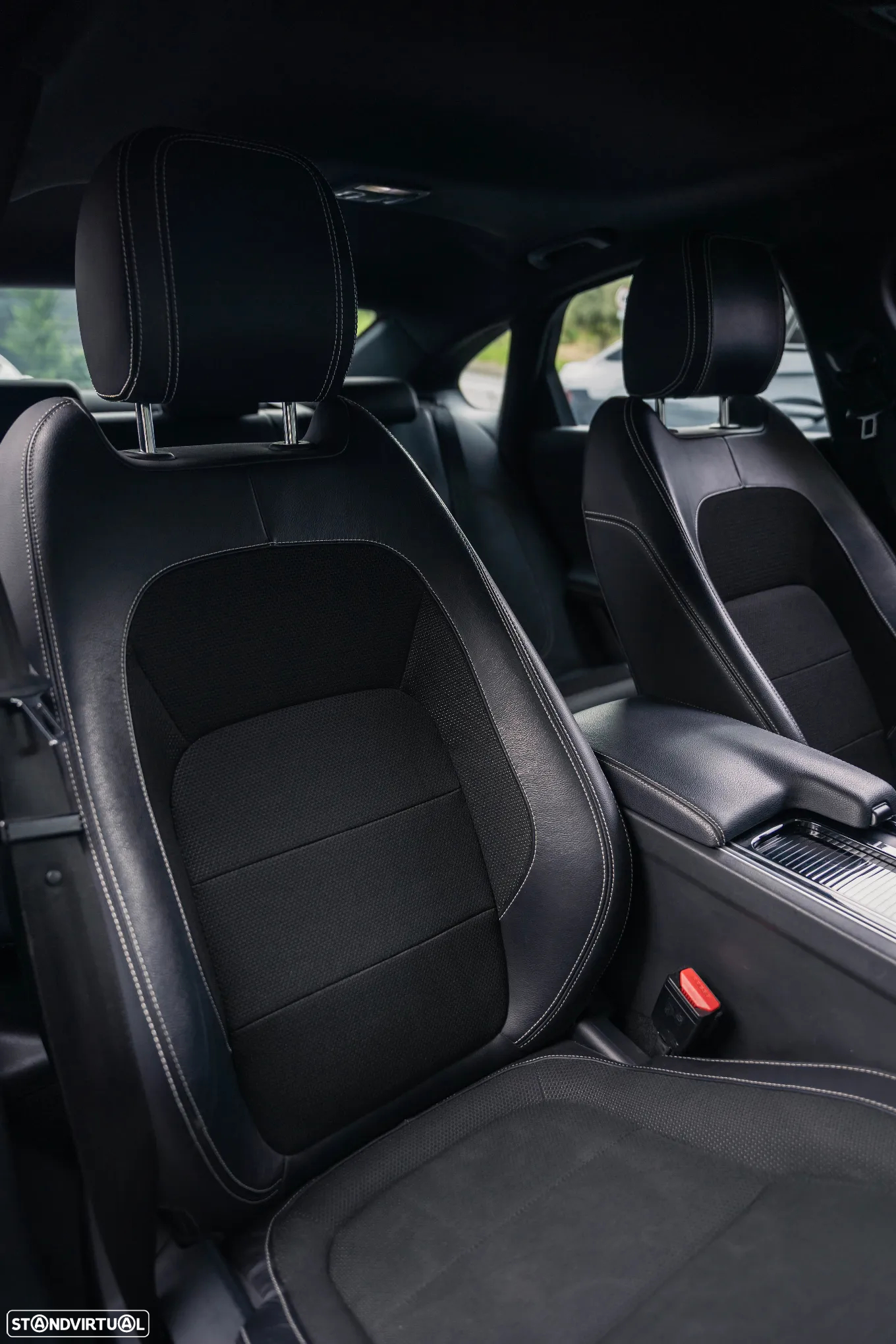 Jaguar XF 2.0 D R-Sport Aut. - 35