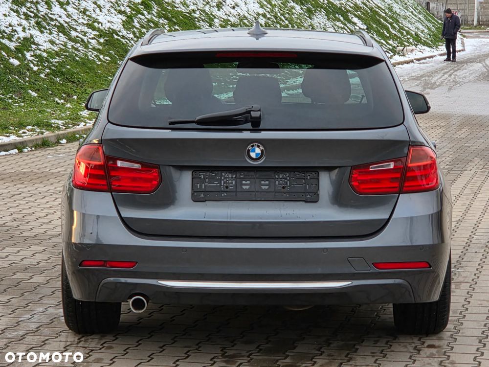 BMW Seria 3 320d Blue Performance Modern Line - 4