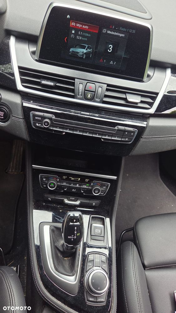 BMW Seria 2 216d GT Sport Line - 18