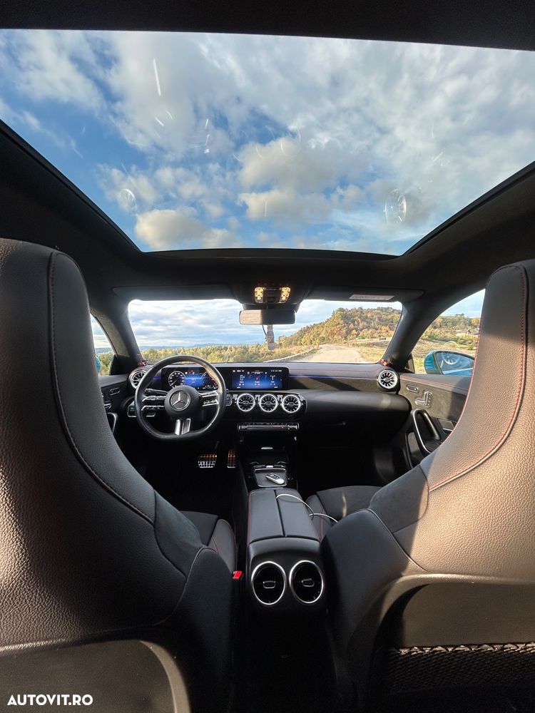 Mercedes-Benz CLA 250 - 12
