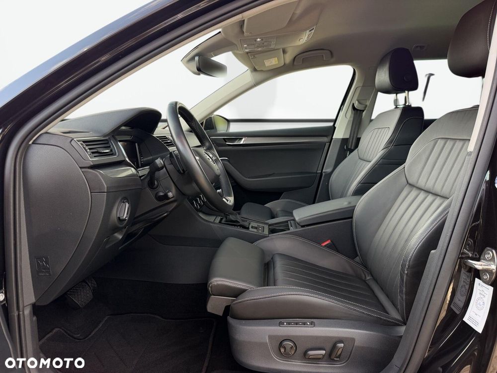 Skoda Superb 2.0 TDI SCR Style DSG - 11