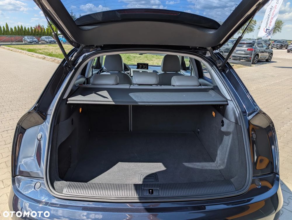 Audi Q3 2.0 TDI Edycja Specjalna - 40
