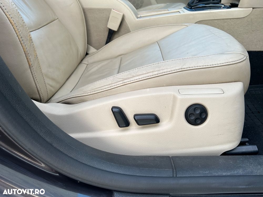 SKODA Superb 2010 — imagine 19