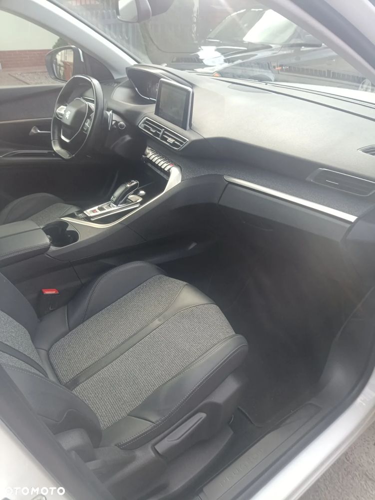 Peugeot 3008 BlueHDi 130 Stop & Start EAT8 Active Business-Paket - 12