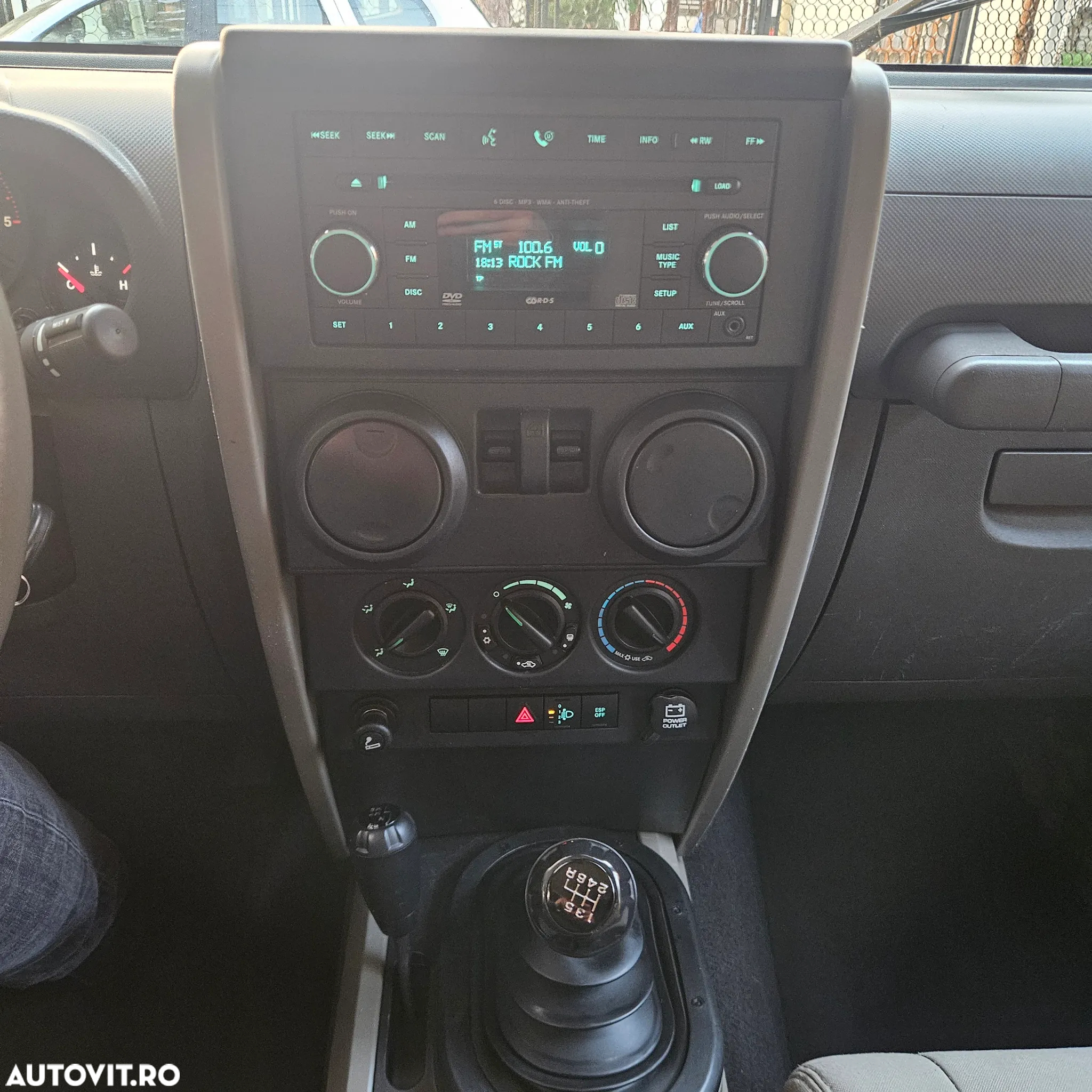 Jeep Wrangler - 9