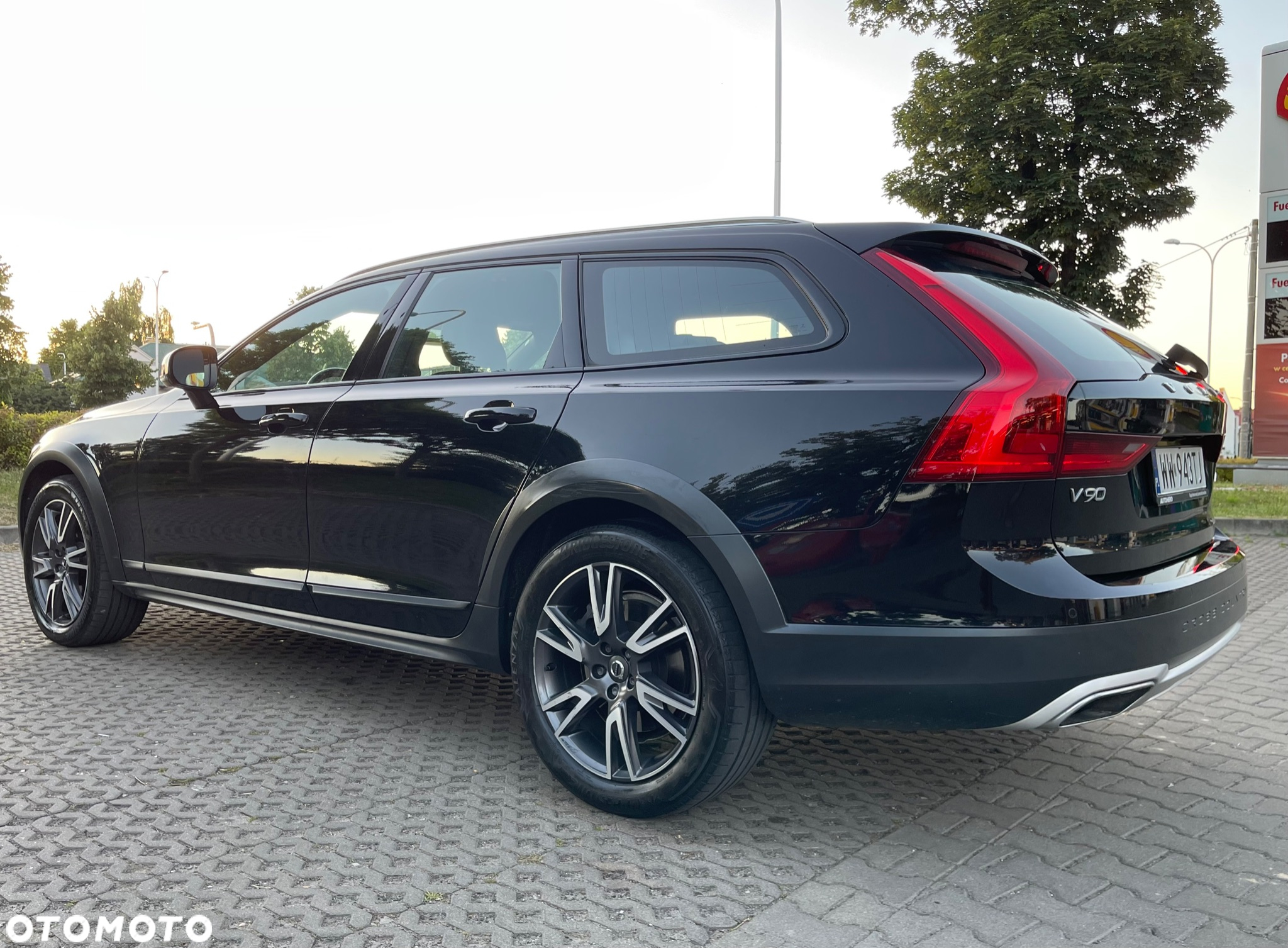 Volvo V90 Cross Country D5 AWD Geartronic Pro - 9