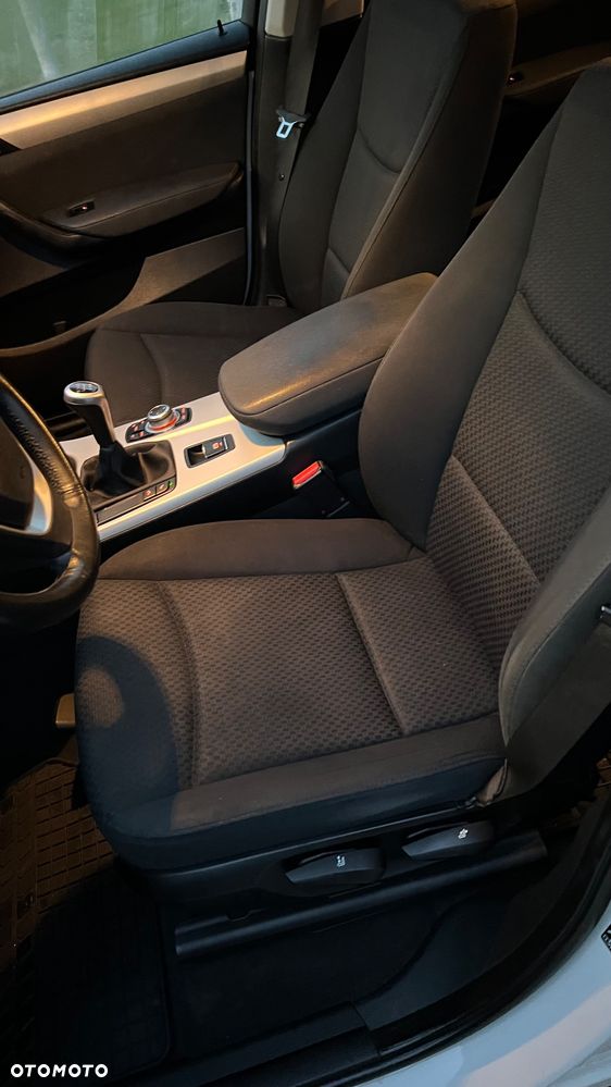 BMW X3 xDrive20d - 12