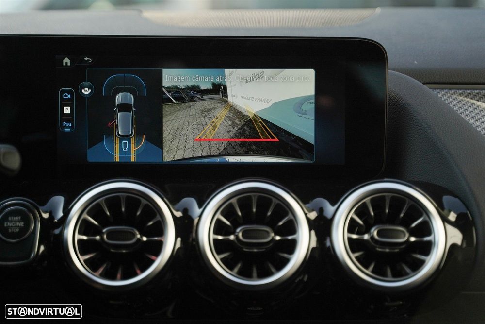 Mercedes-Benz GLA 250 e AMG Line - 24