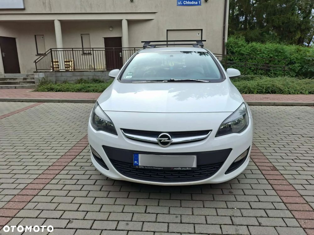 Opel Astra 1.4 Turbo Style - 4