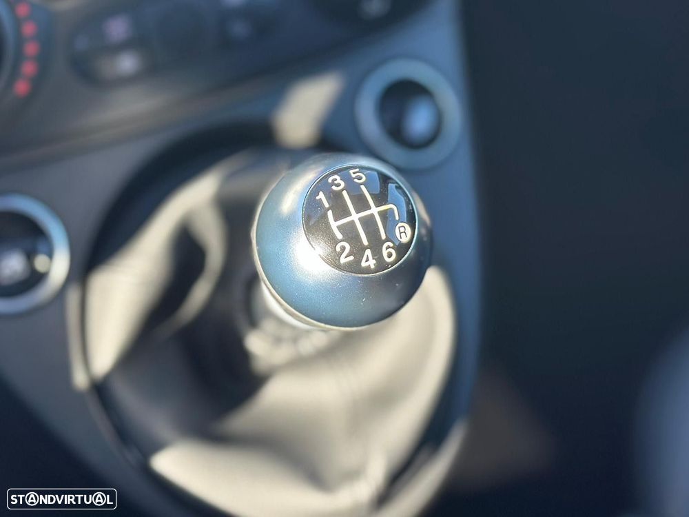 Fiat 500 1.0 Hybrid Connect - 13